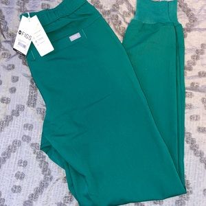 Figs scrubs pants